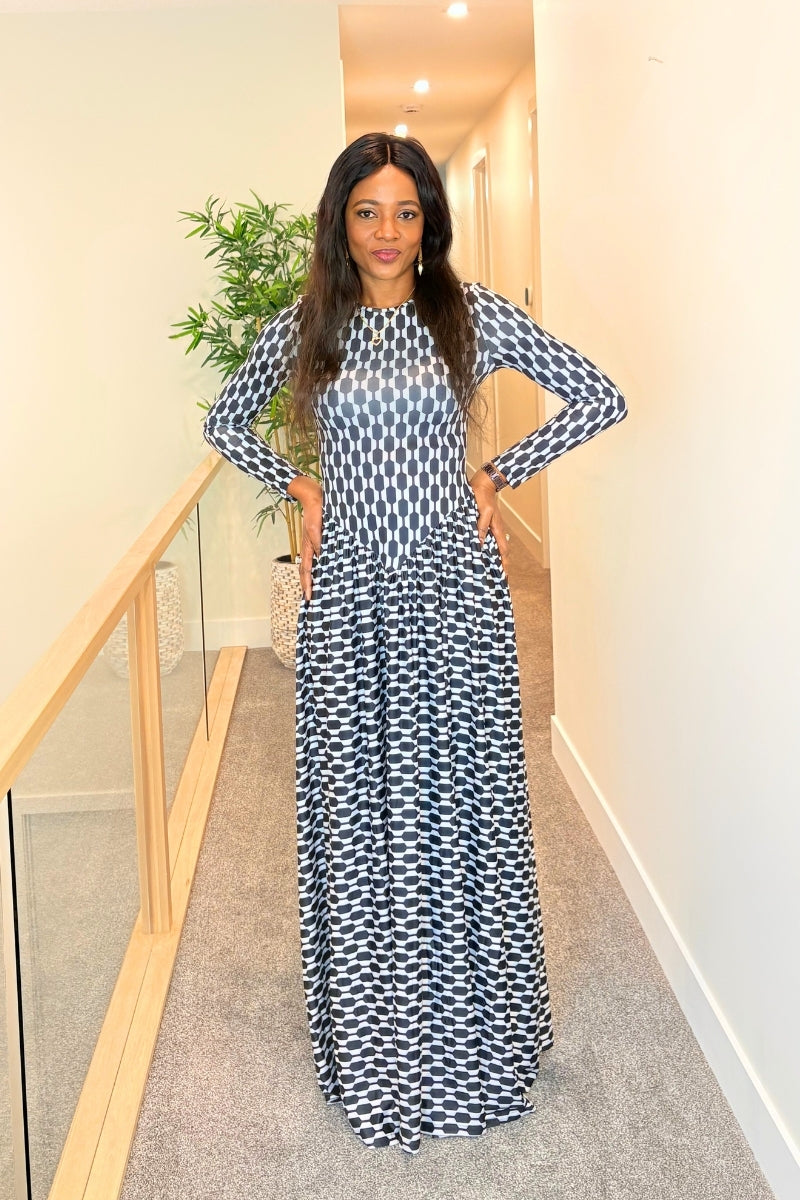 Ava Check Maxi